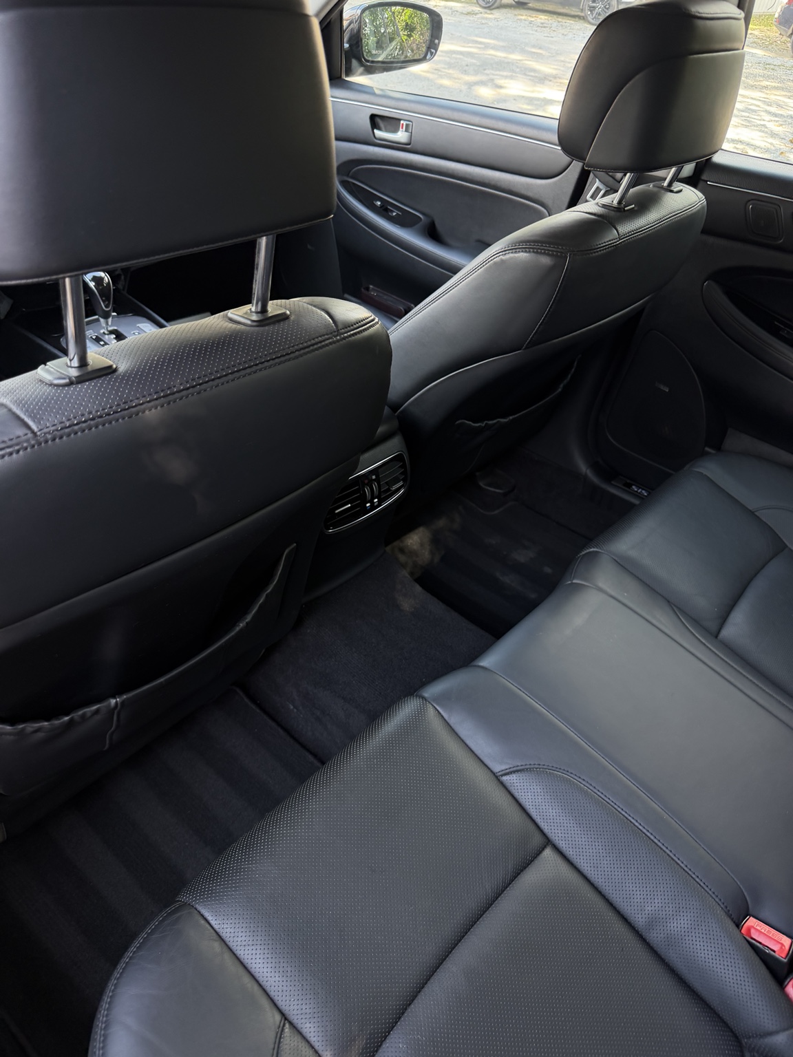 Black leather rear seats and interior