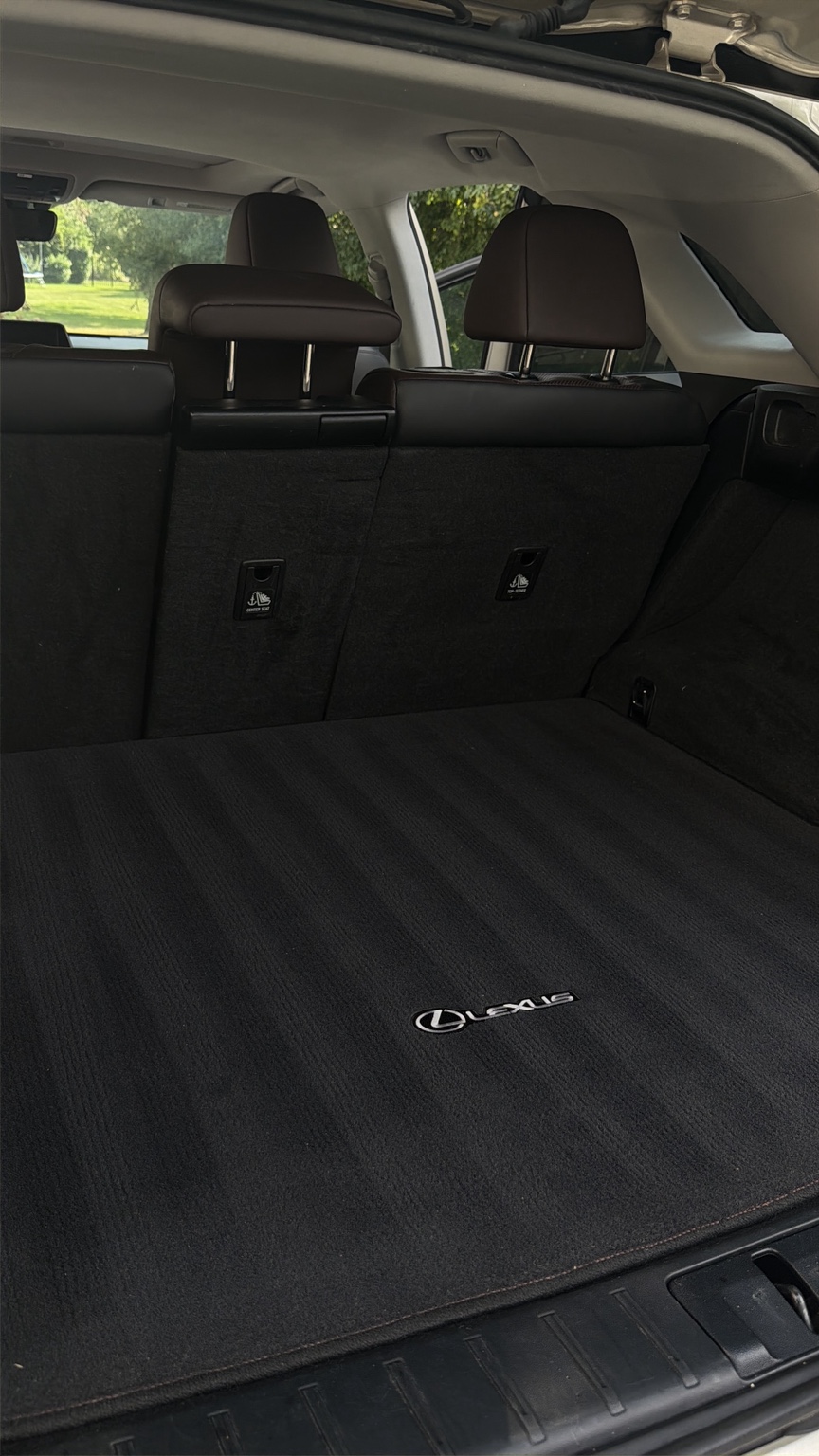 Clean vehicle cargo area